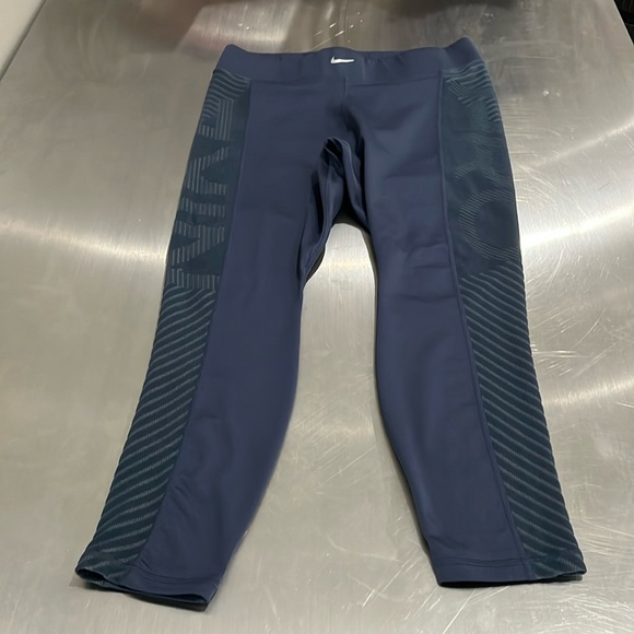 Nike Pro Therma-fit top and leggings 1X - Picture 2 of 8